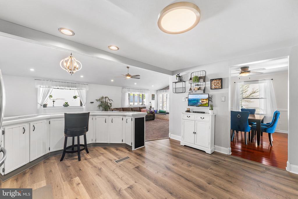8201 WEYMOUTH DRIVE