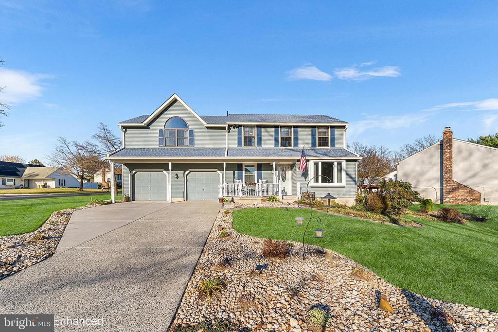 8201 WEYMOUTH DRIVE