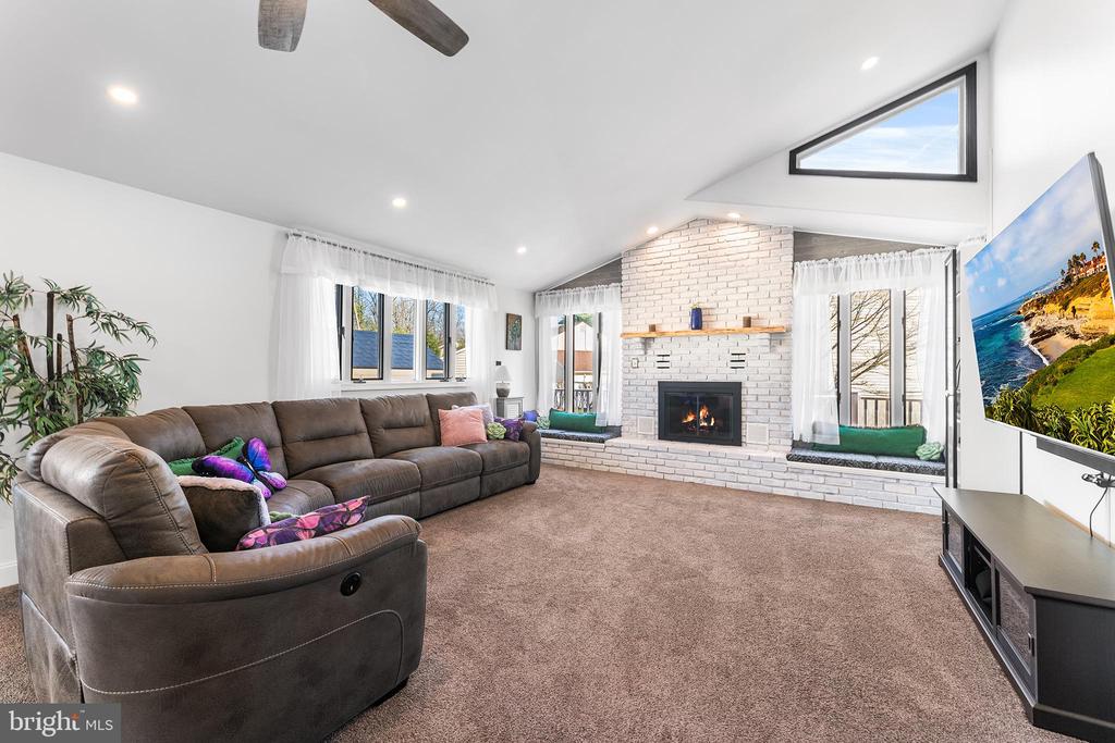 8201 WEYMOUTH DRIVE