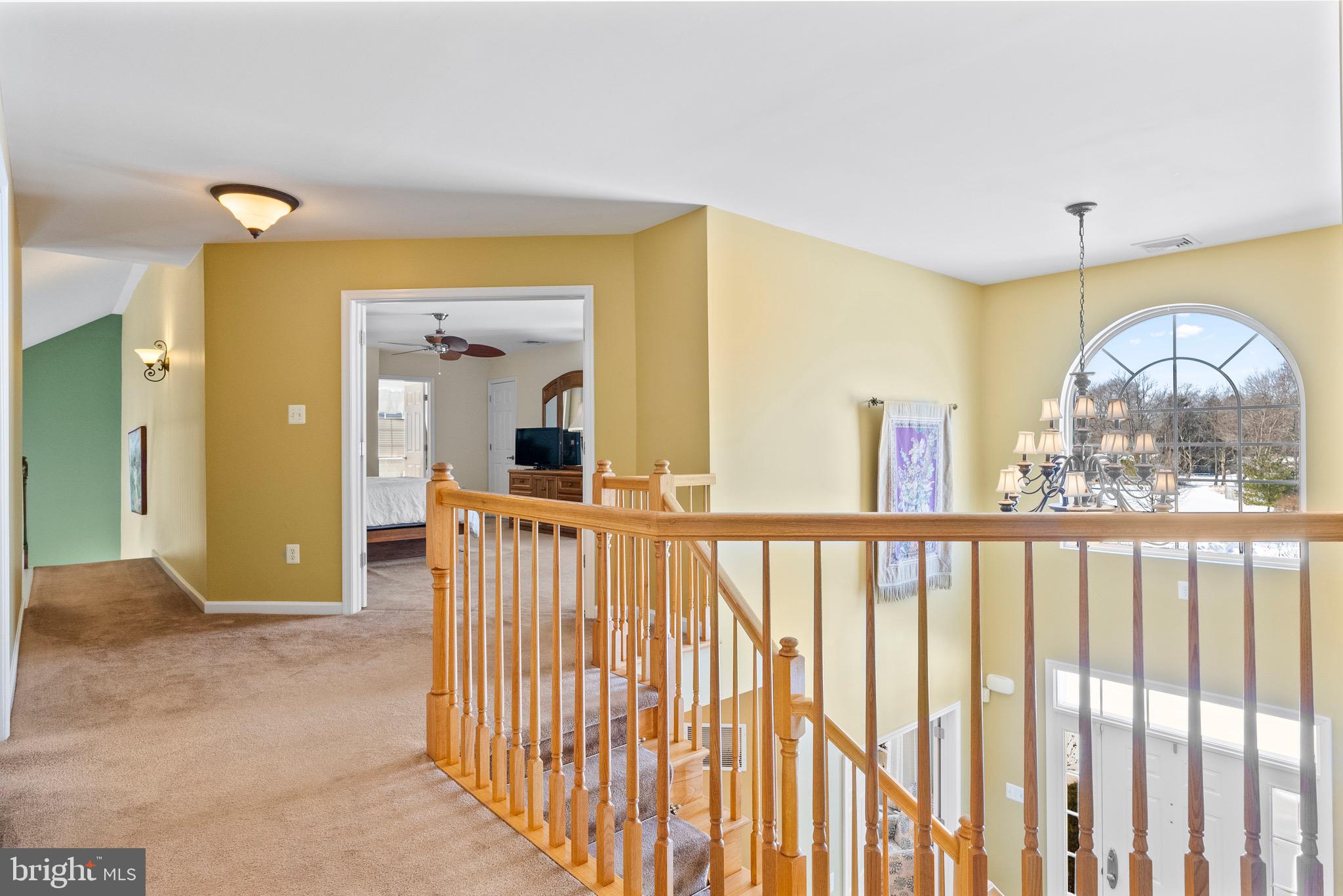 10 LAUREL WOOD COURT