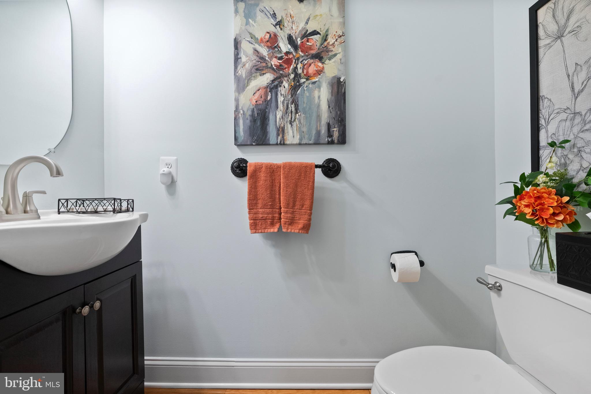 10 LAUREL WOOD COURT