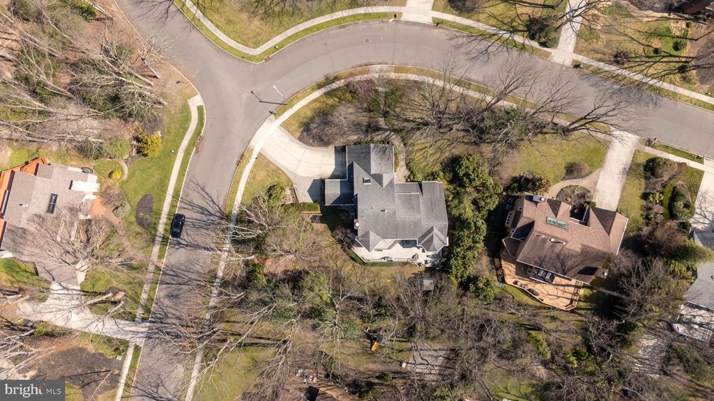 24 YORKSHIRE DRIVE