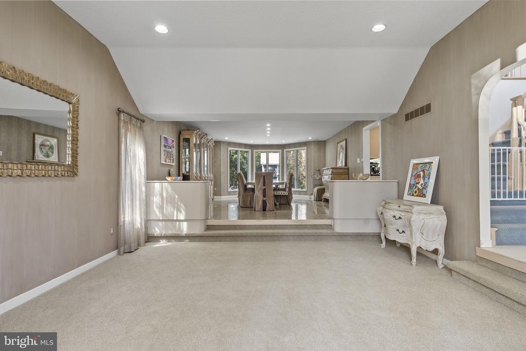 24 YORKSHIRE DRIVE