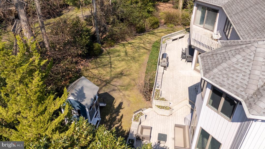 24 YORKSHIRE DRIVE