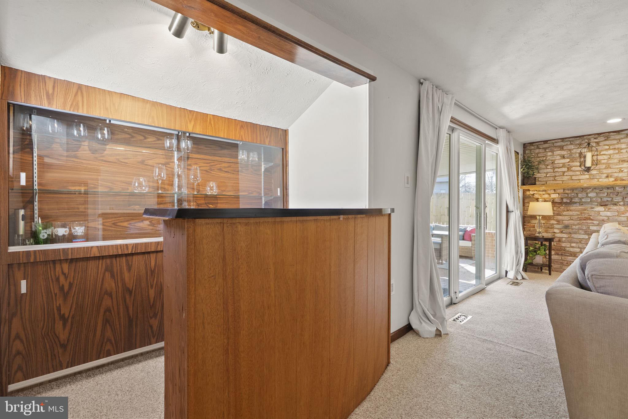 138 KNOLLWOOD DRIVE