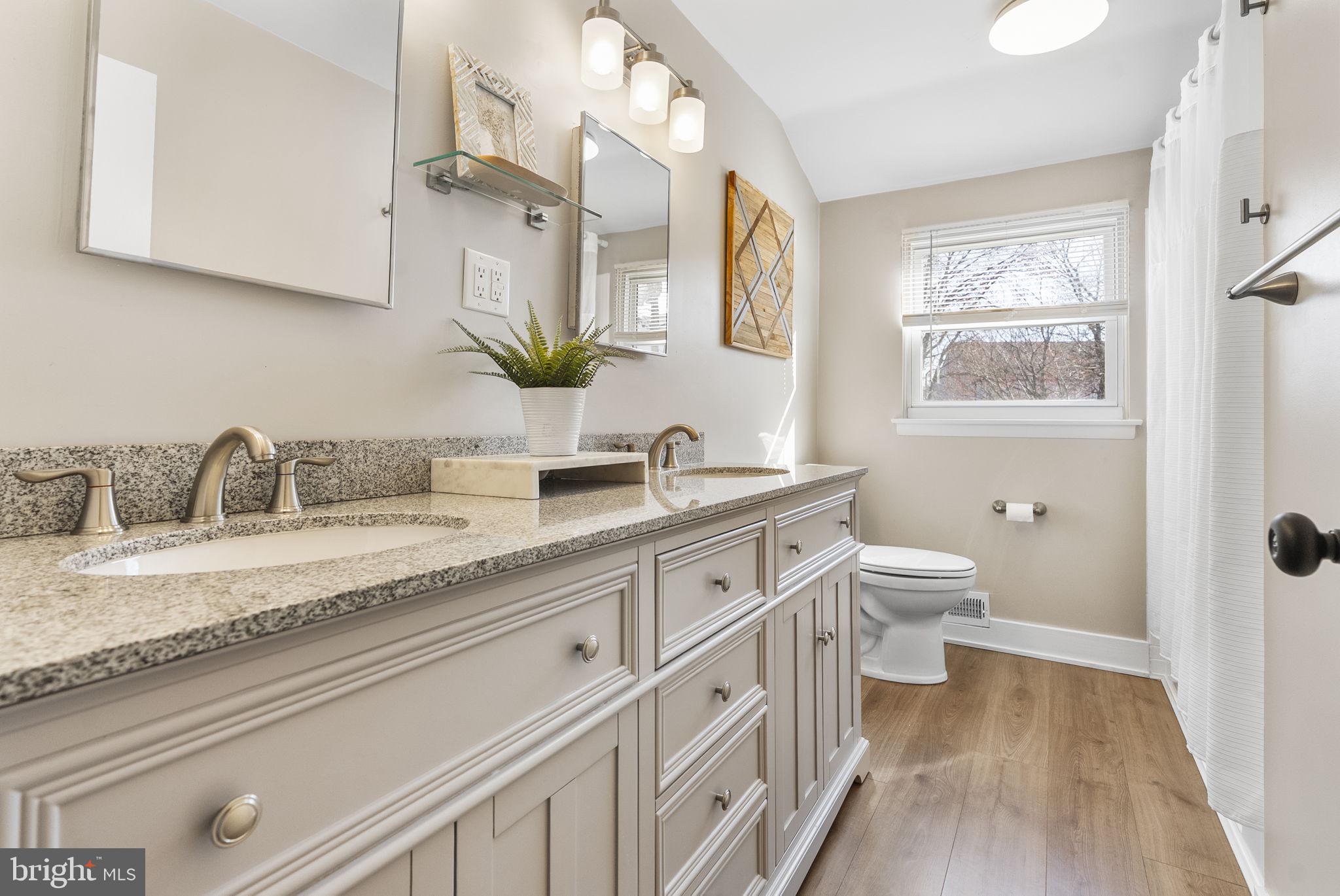 138 KNOLLWOOD DRIVE