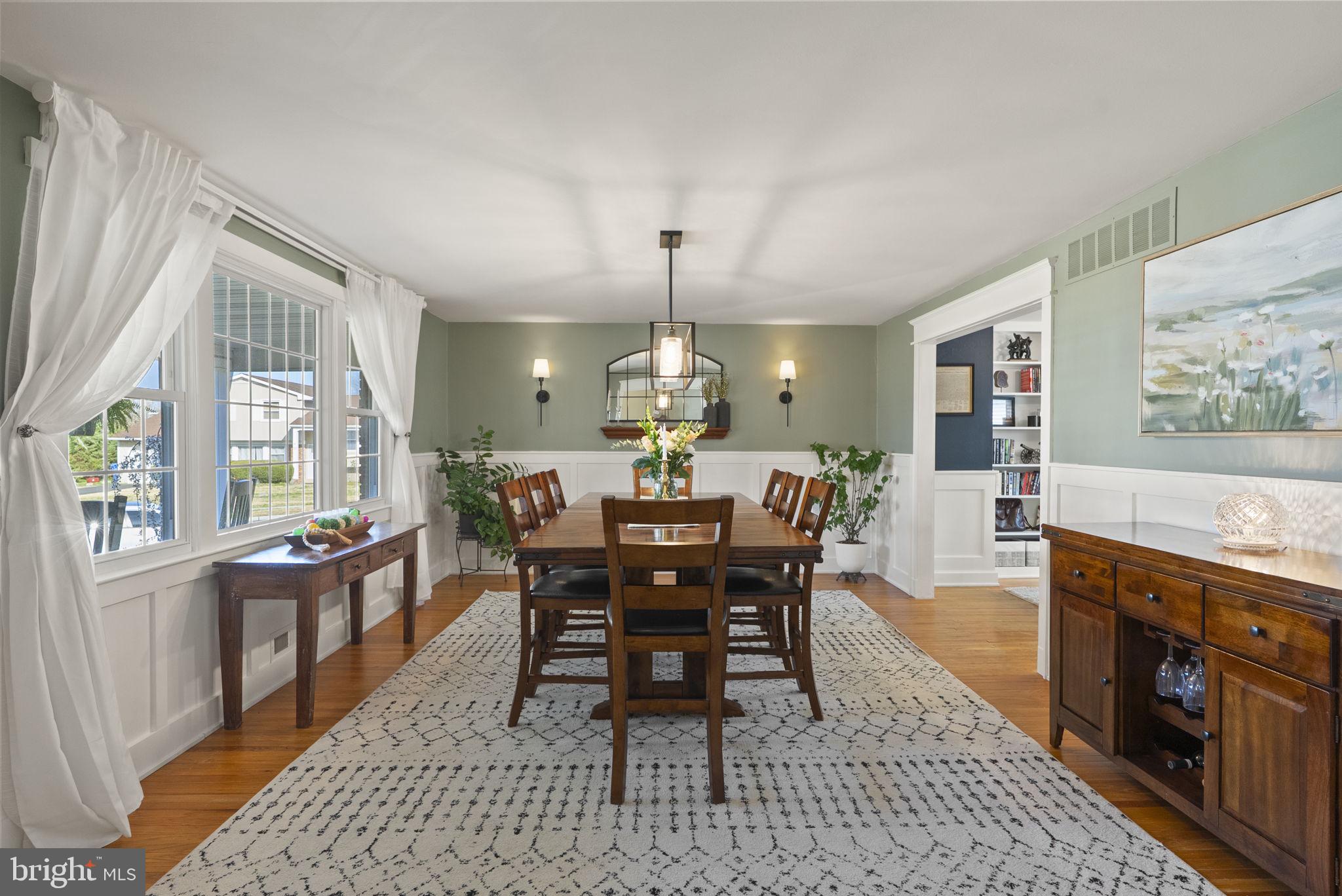 138 KNOLLWOOD DRIVE
