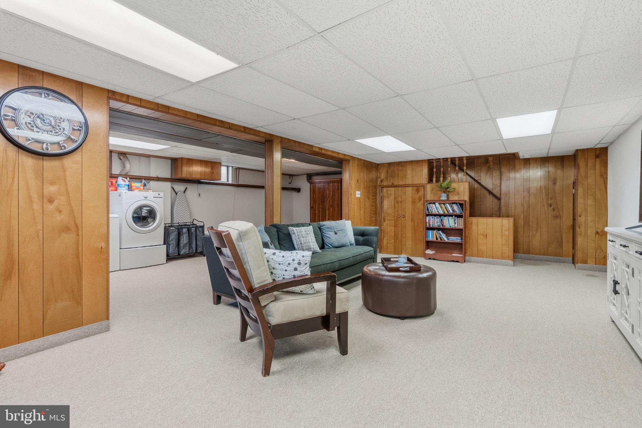 138 KNOLLWOOD DRIVE