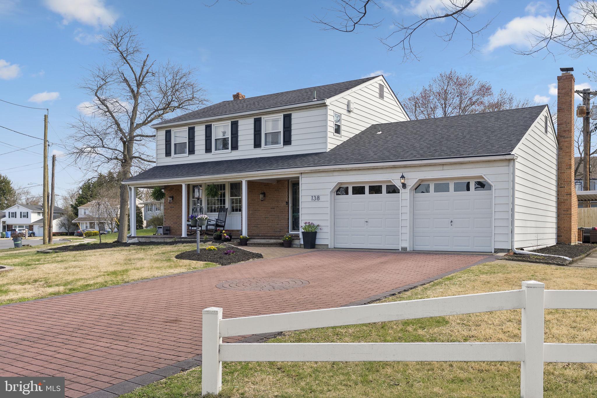 138 KNOLLWOOD DRIVE