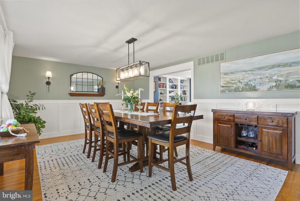 138 KNOLLWOOD DRIVE