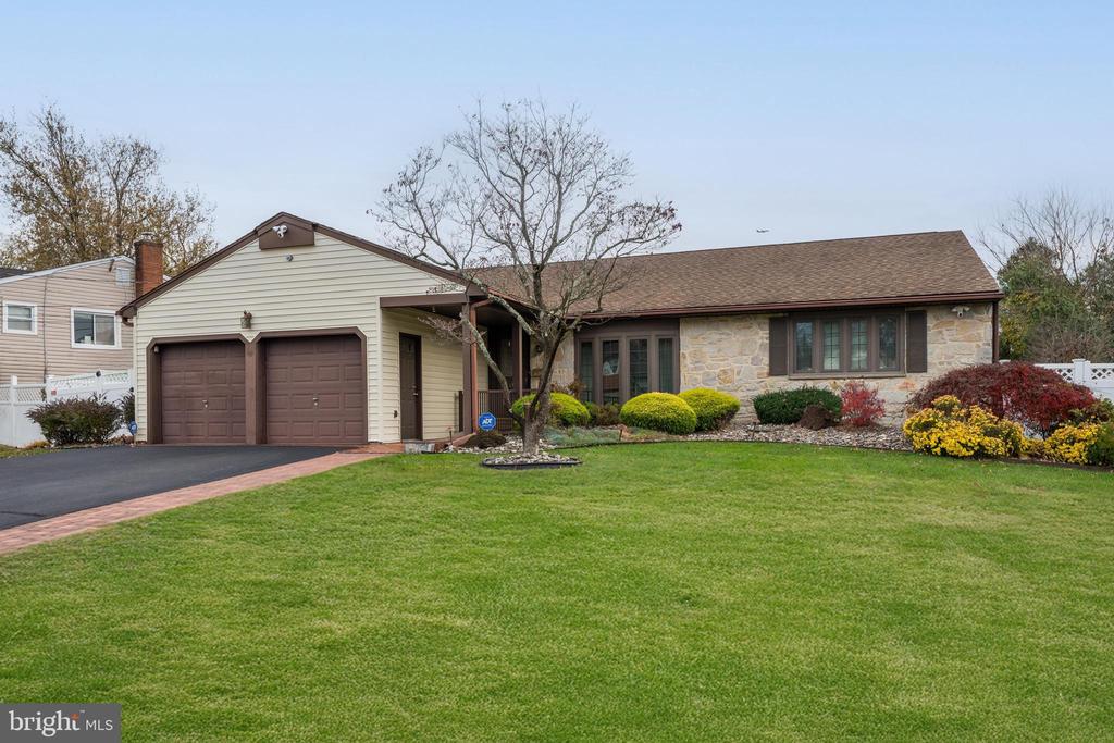 19 ORCHID LANE