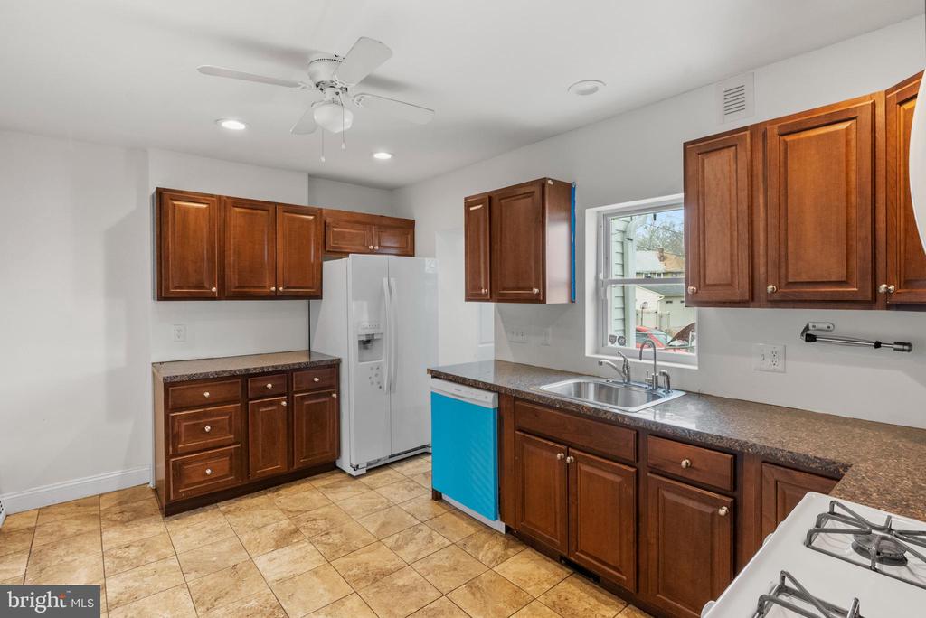 207 NEW JERSEY ROAD