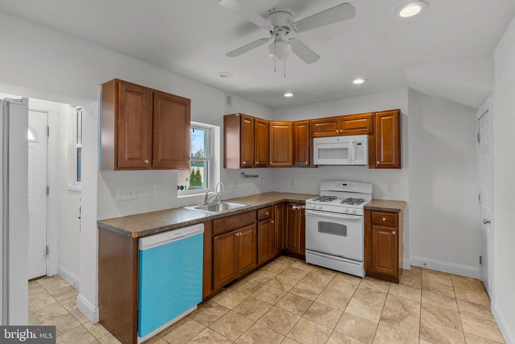207 NEW JERSEY ROAD