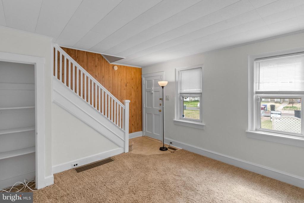 207 NEW JERSEY ROAD