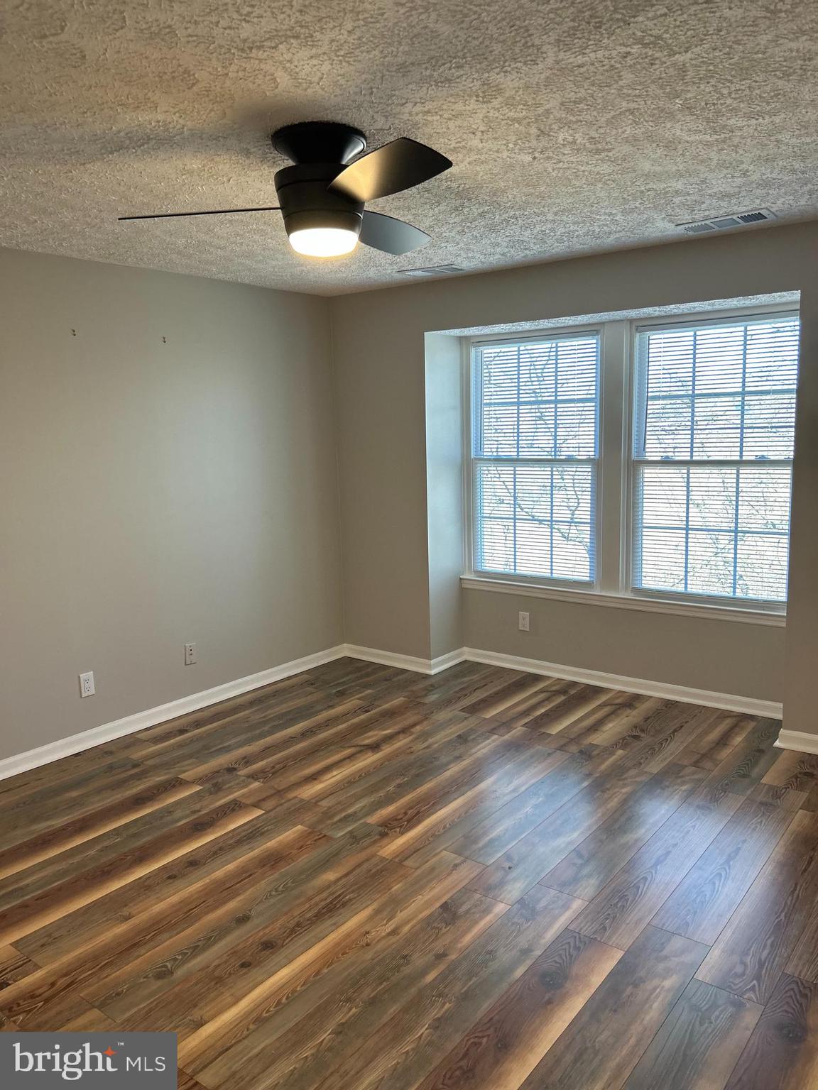 115 KENWOOD DRIVE