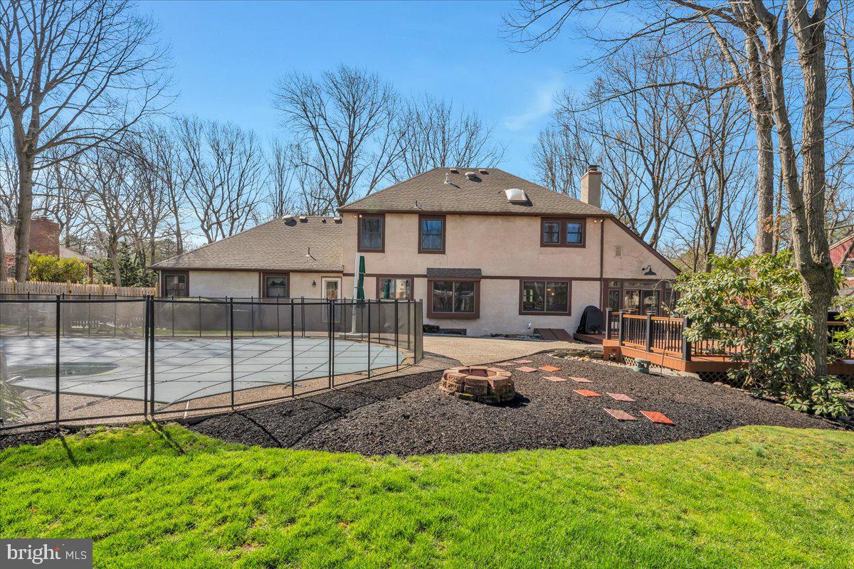 6 EDELWEISS LANE