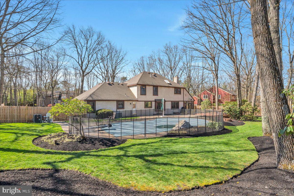 6 EDELWEISS LANE
