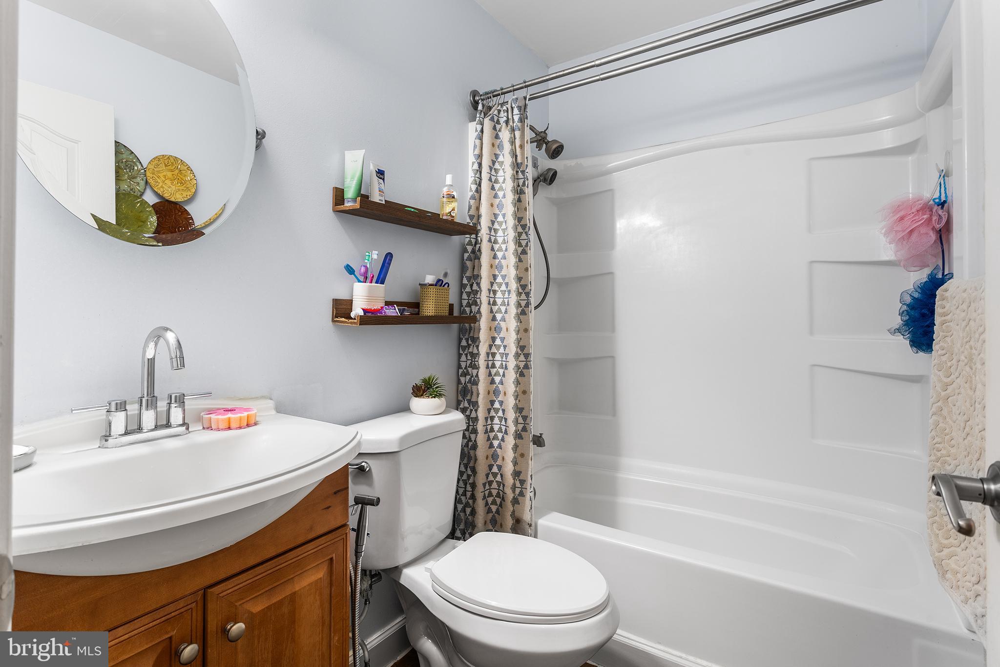 5 ASHLAND AVENUE