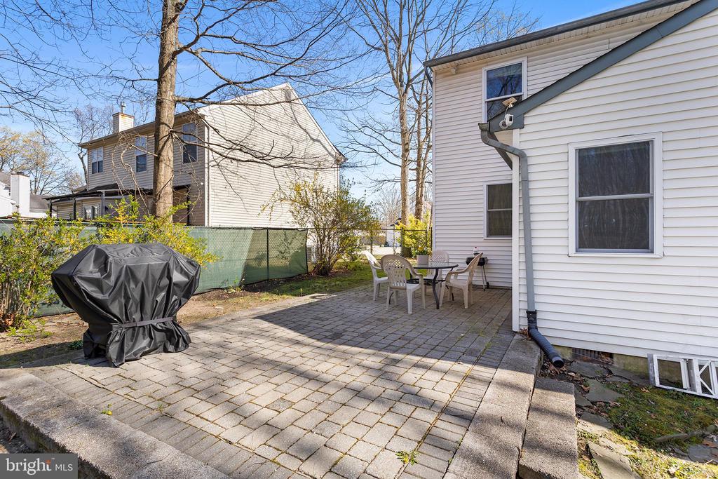 5 ASHLAND AVENUE