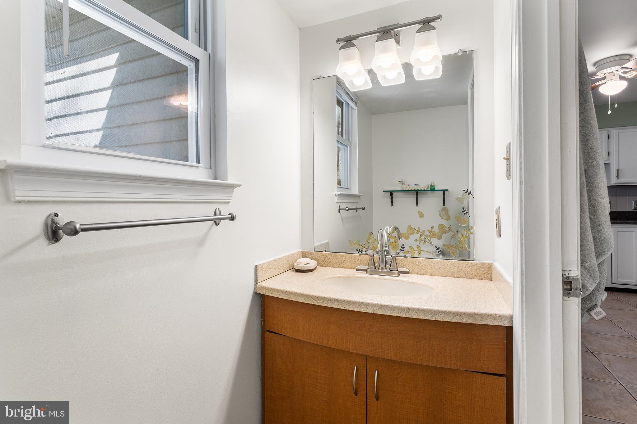 5 ASHLAND AVENUE
