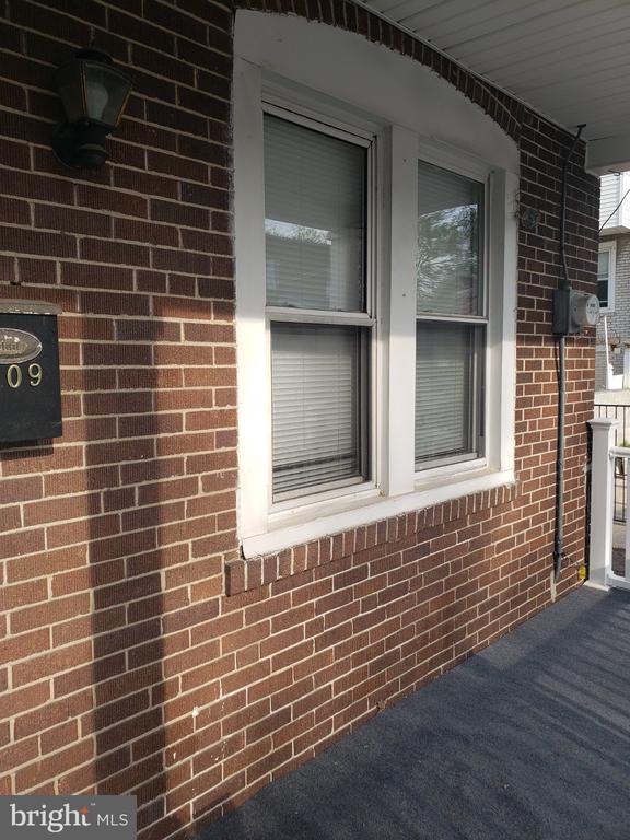 209 CEDAR AVENUE