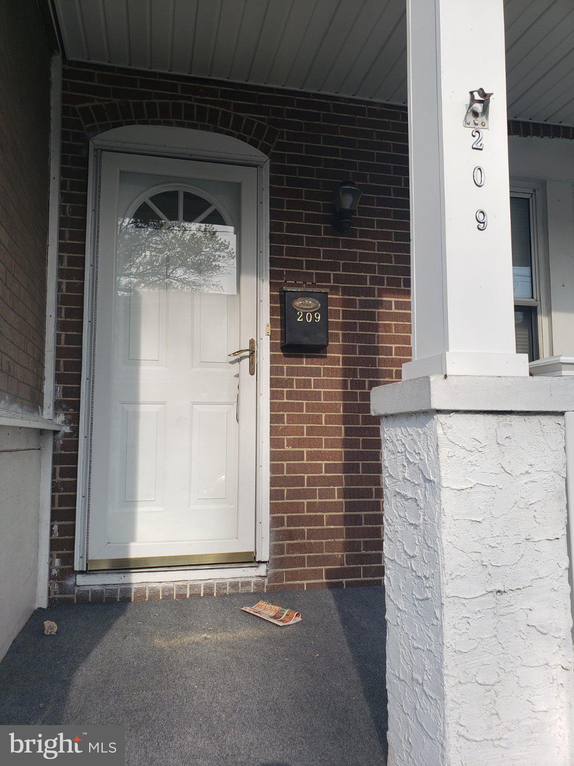 209 CEDAR AVENUE