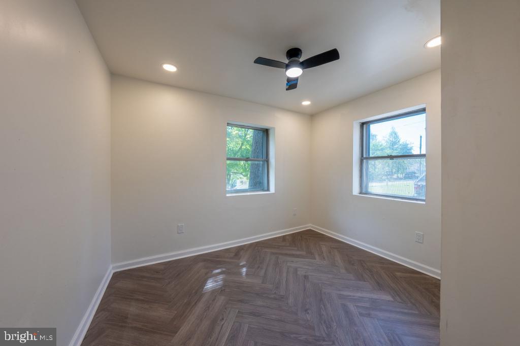 171 SILVER LAKE DRIVE