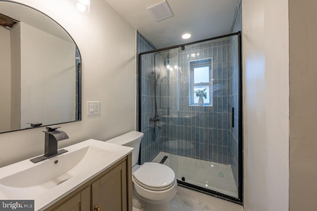 171 SILVER LAKE DRIVE