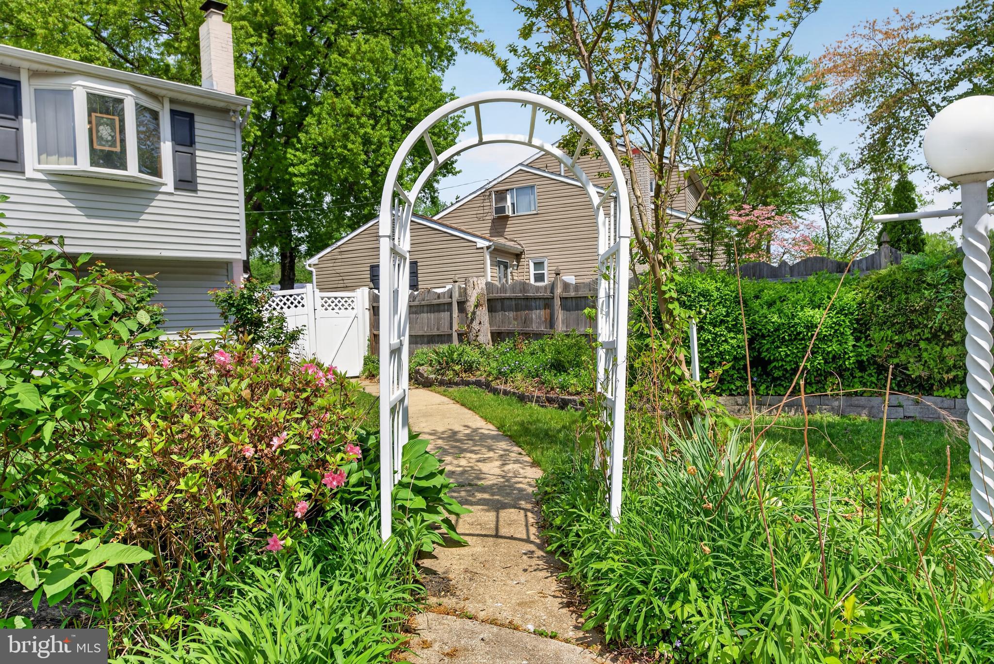 29 CLARK DRIVE