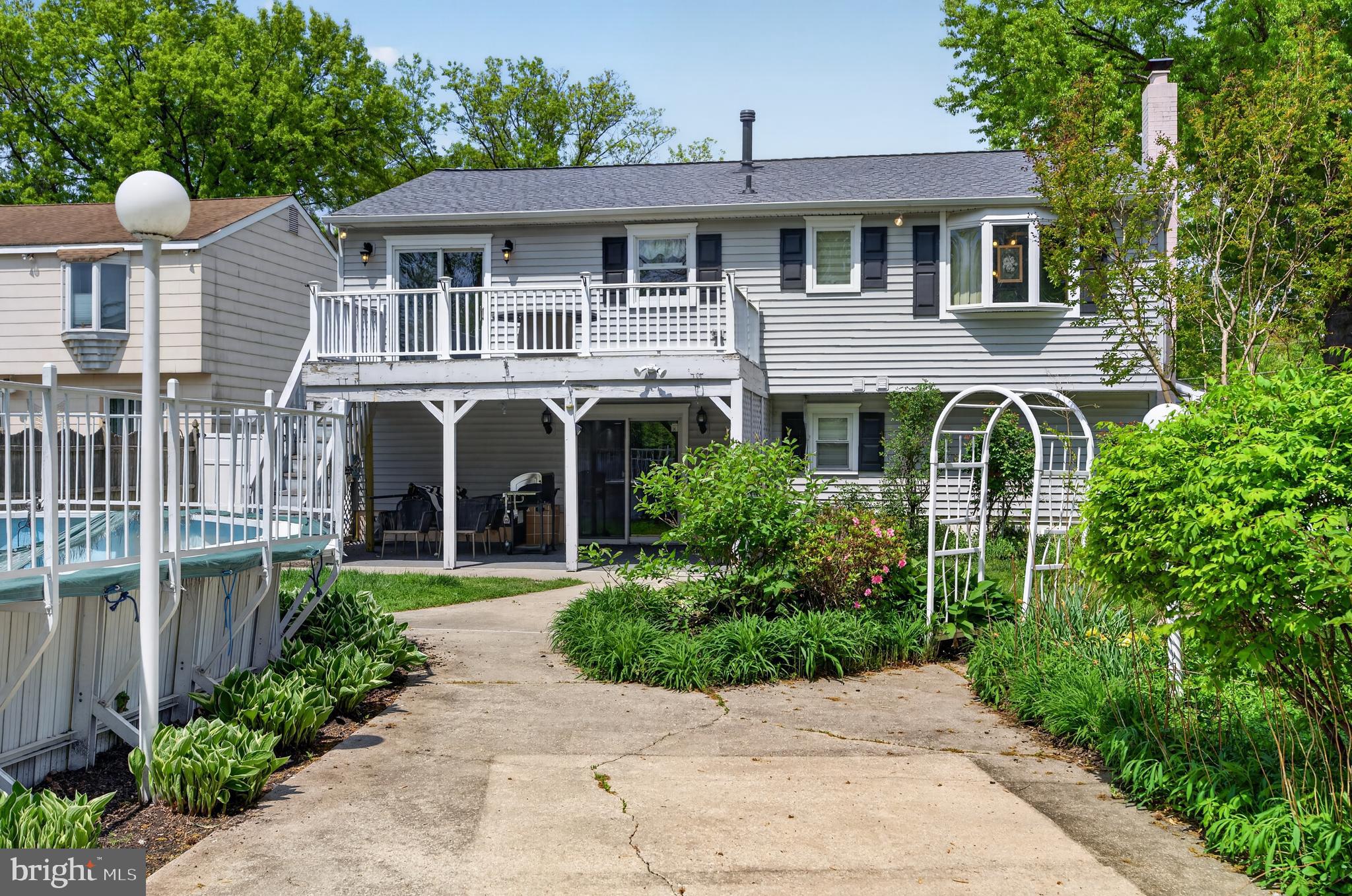 29 CLARK DRIVE