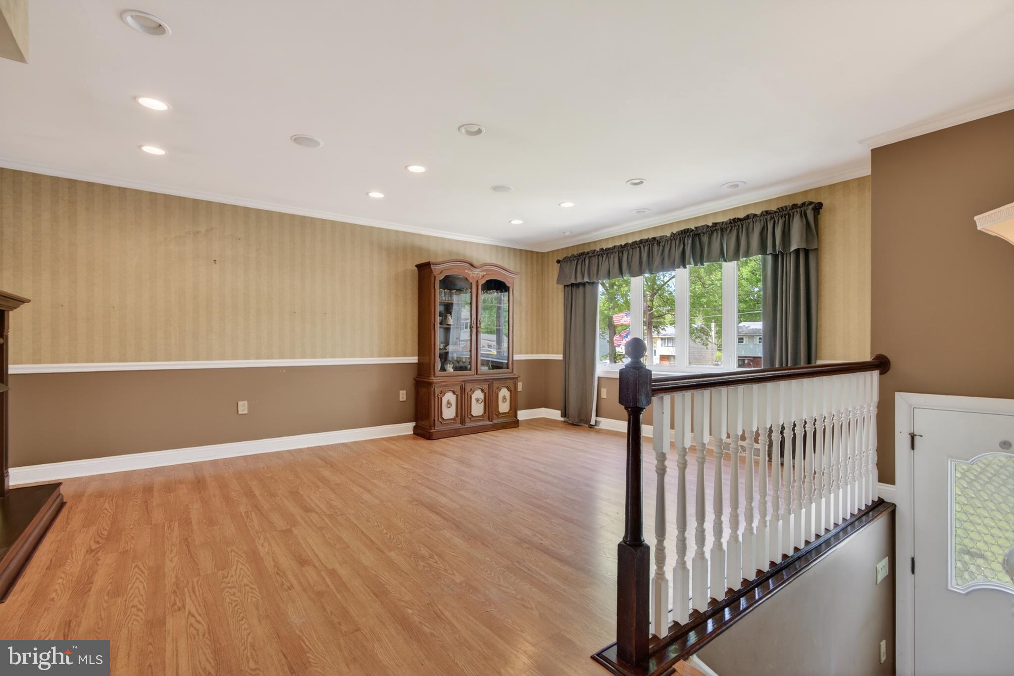 29 CLARK DRIVE