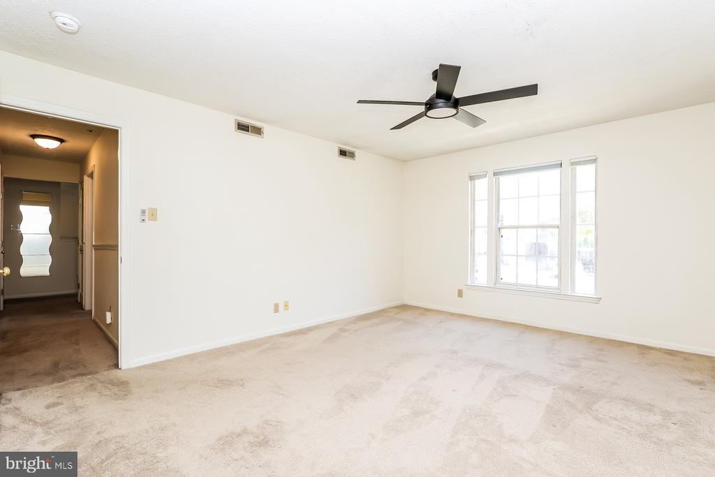 17 KENWOOD DRIVE