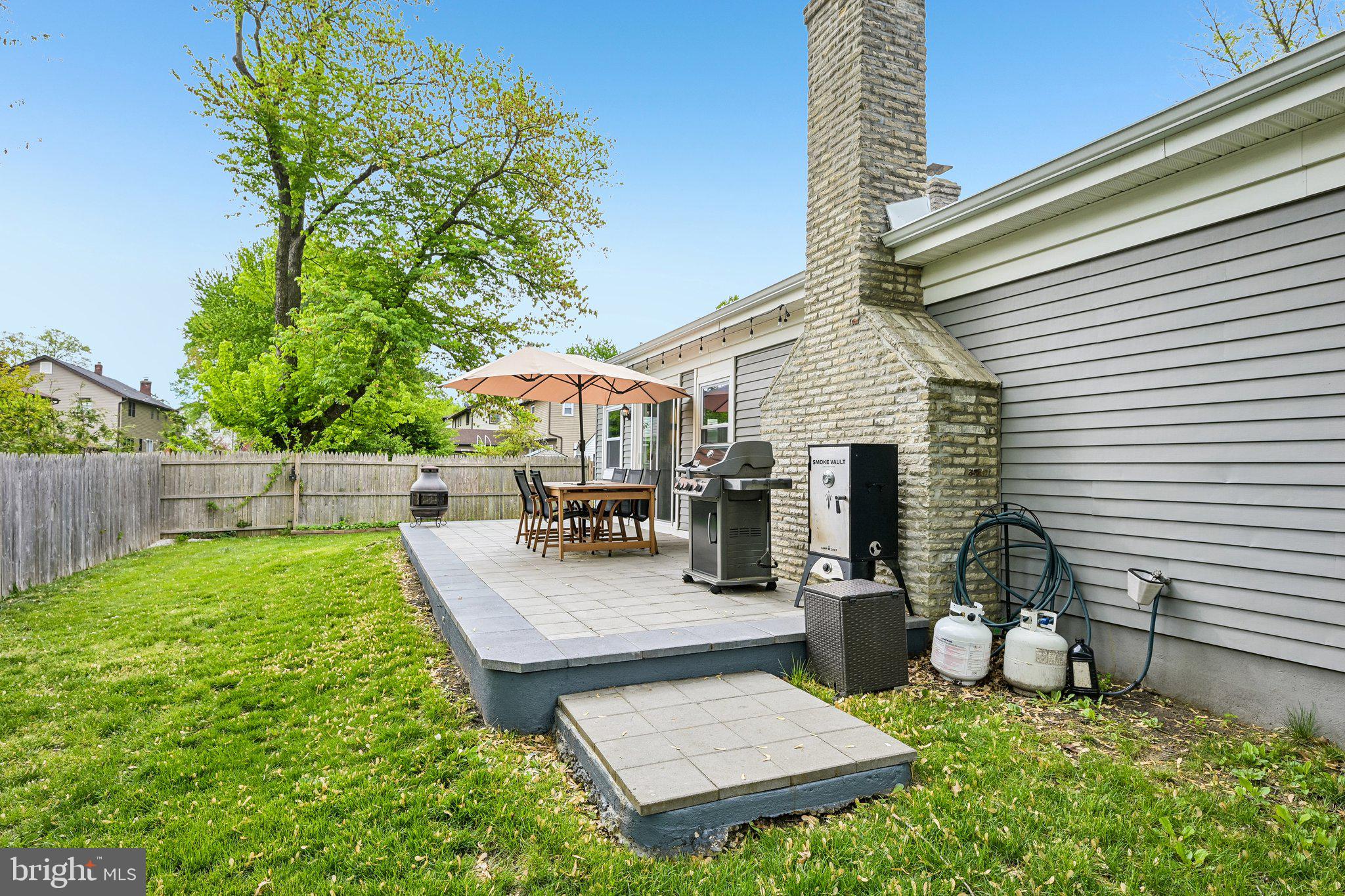 1669 BLUE JAY LANE