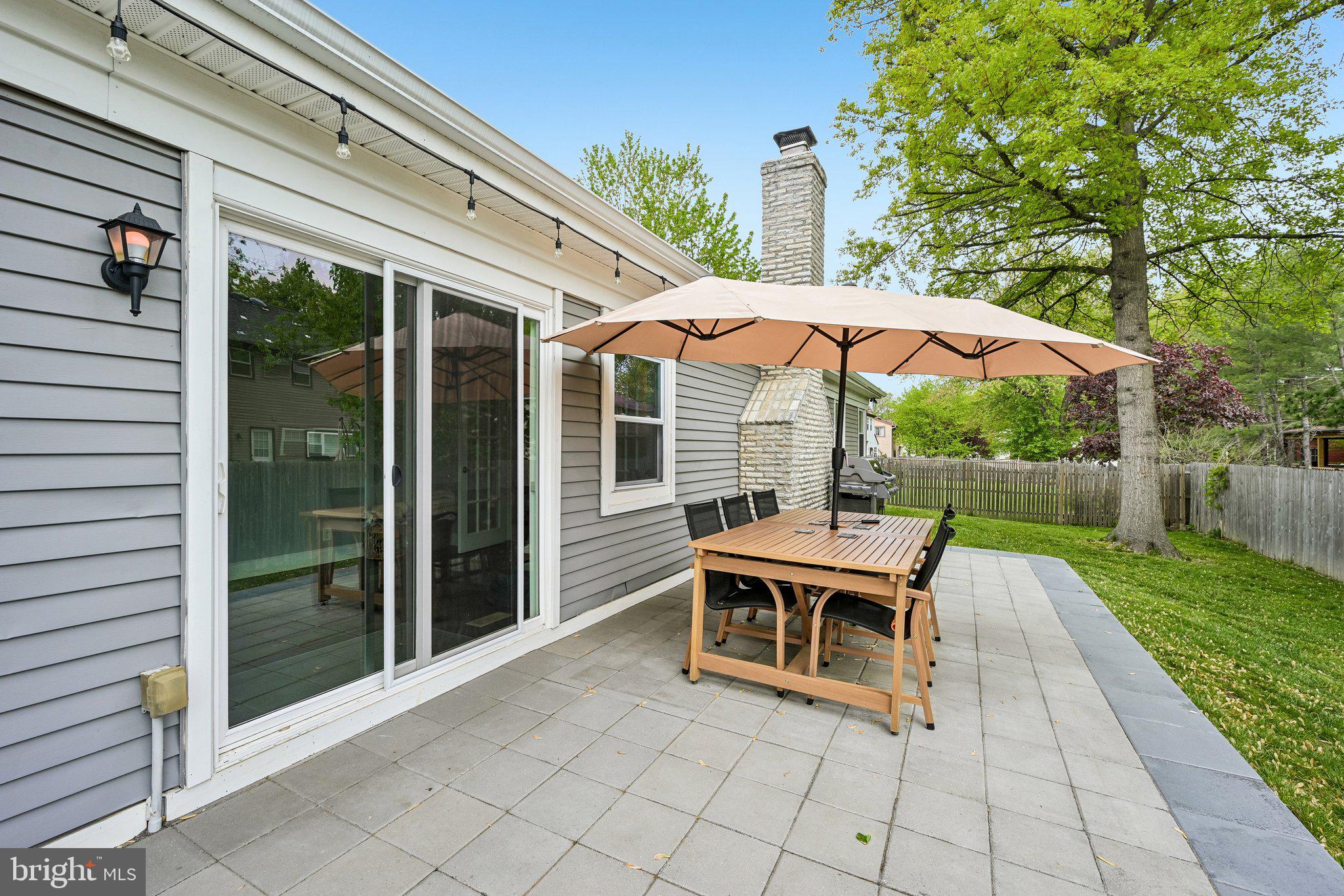 1669 BLUE JAY LANE