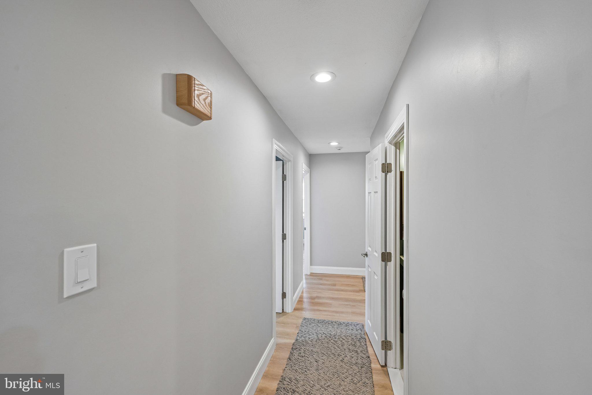 1669 BLUE JAY LANE