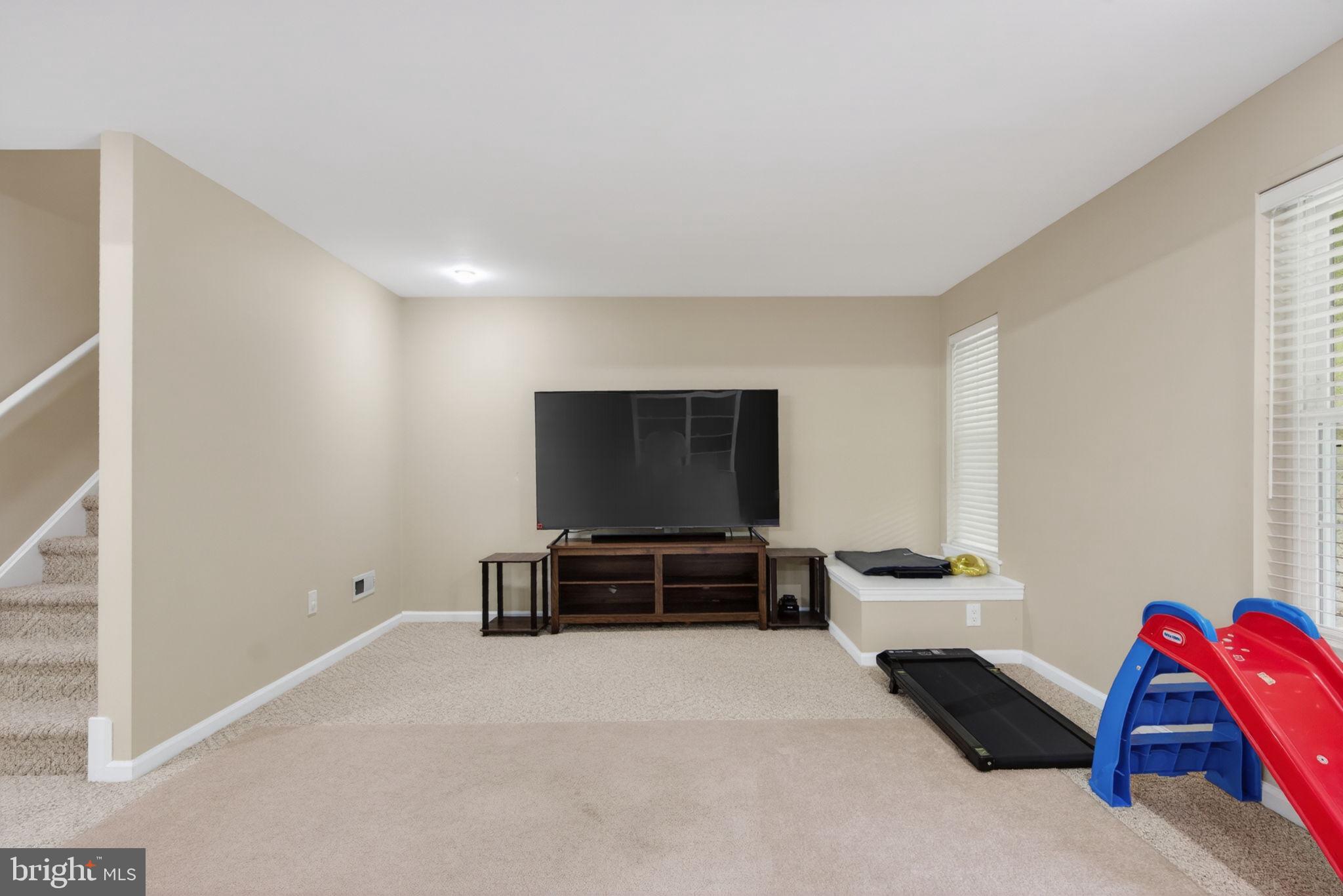 22 VERSAILLES BOULEVARD