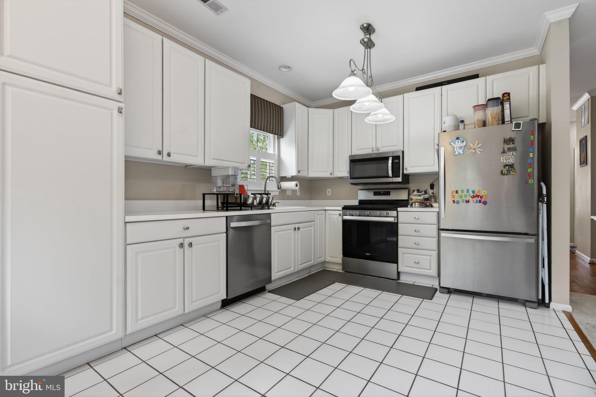 22 VERSAILLES BOULEVARD