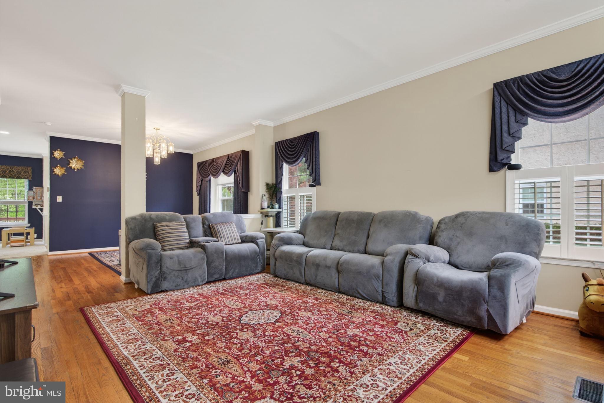 22 VERSAILLES BOULEVARD