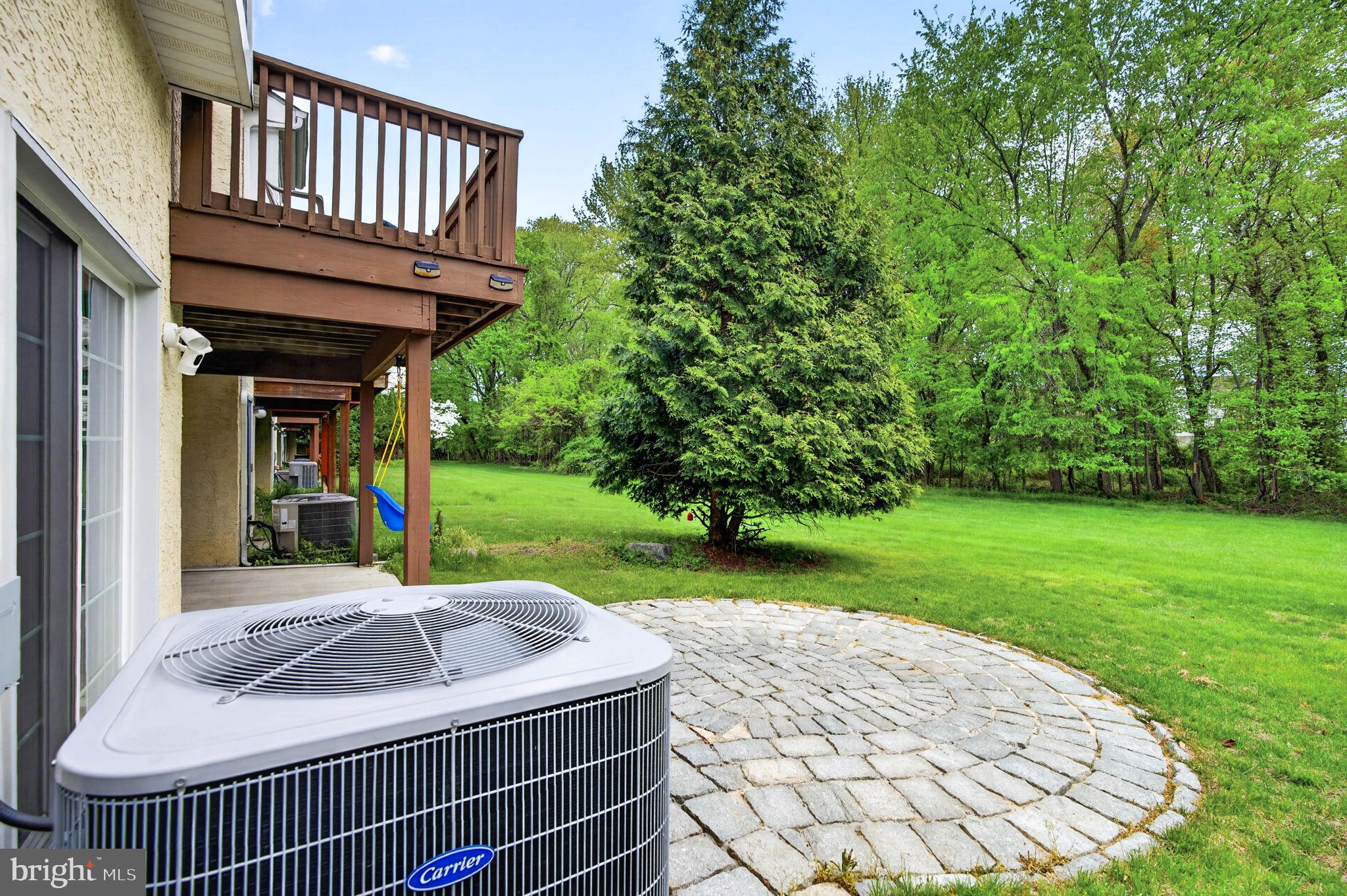 22 VERSAILLES BOULEVARD