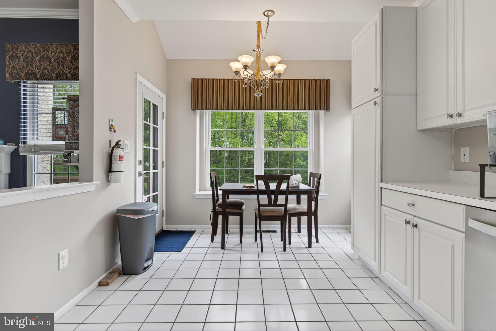 22 VERSAILLES BOULEVARD