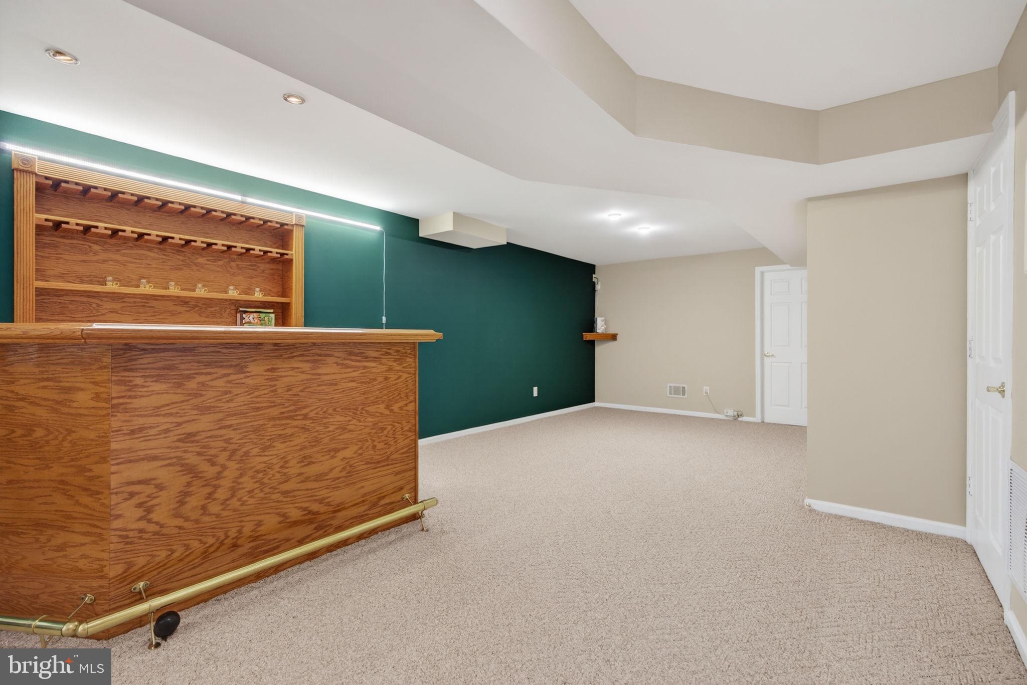 22 VERSAILLES BOULEVARD