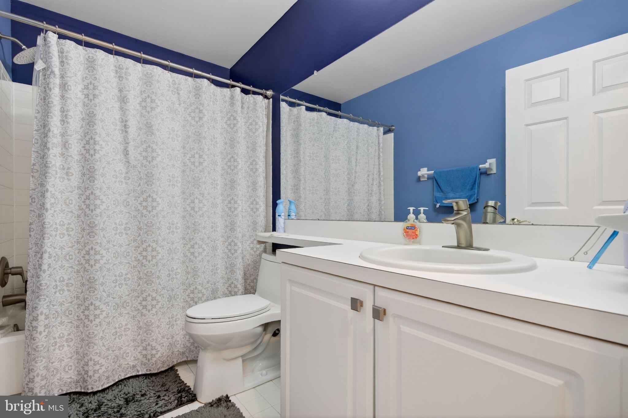 22 VERSAILLES BOULEVARD