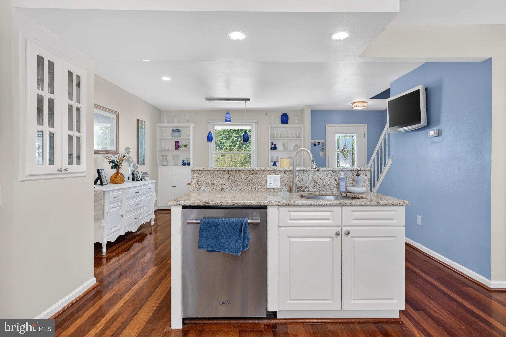 73 WESTMINSTER DRIVE