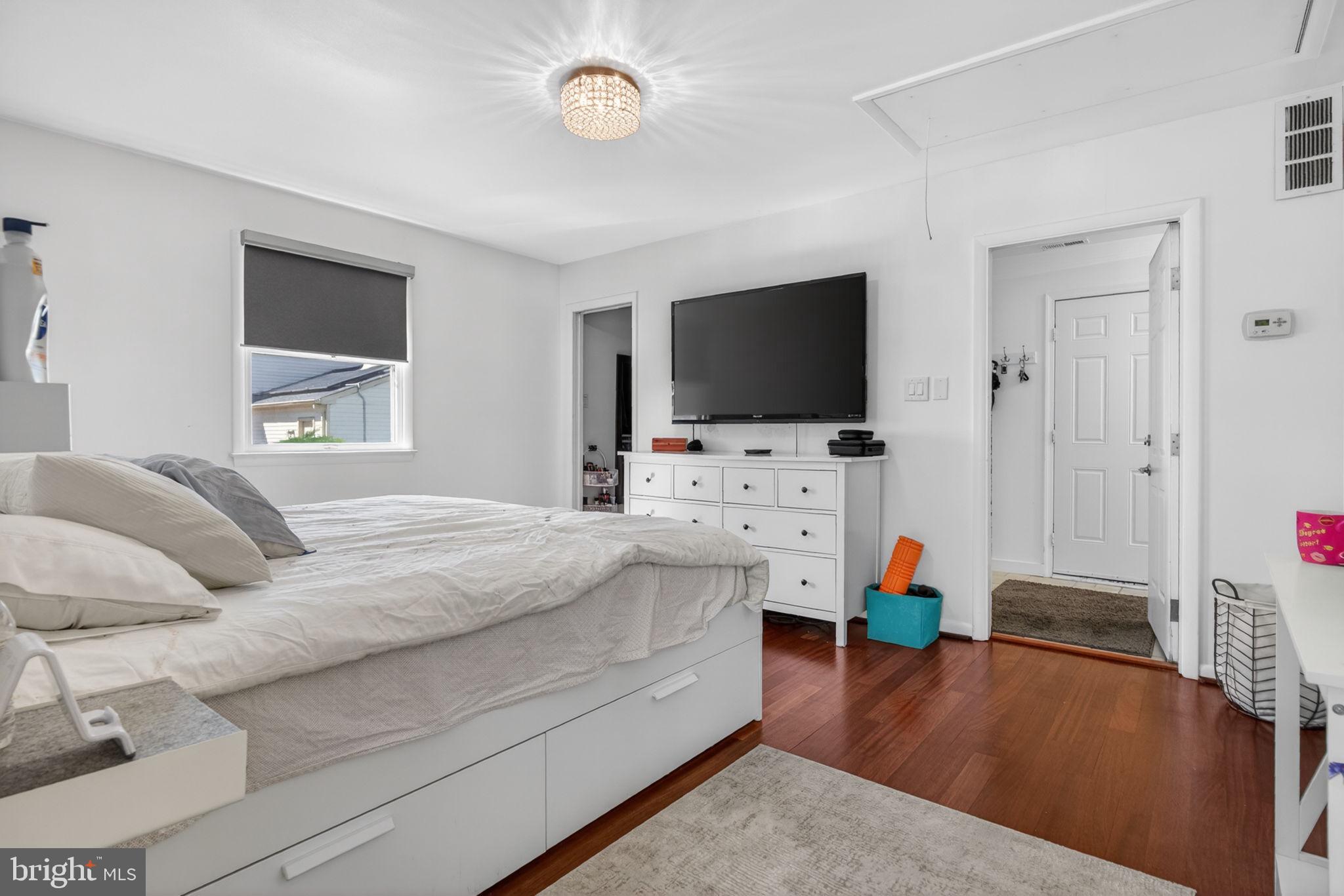 73 WESTMINSTER DRIVE