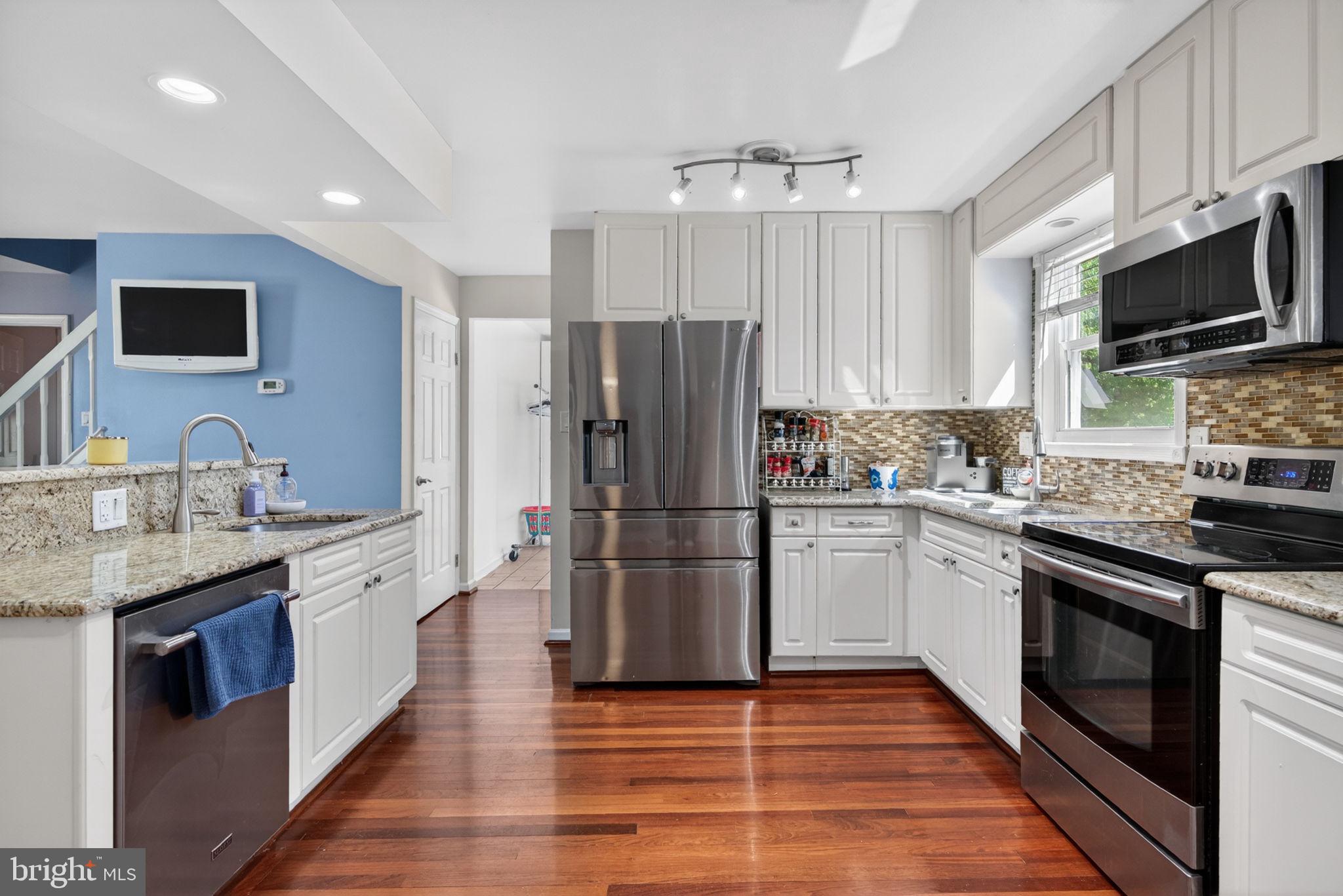 73 WESTMINSTER DRIVE