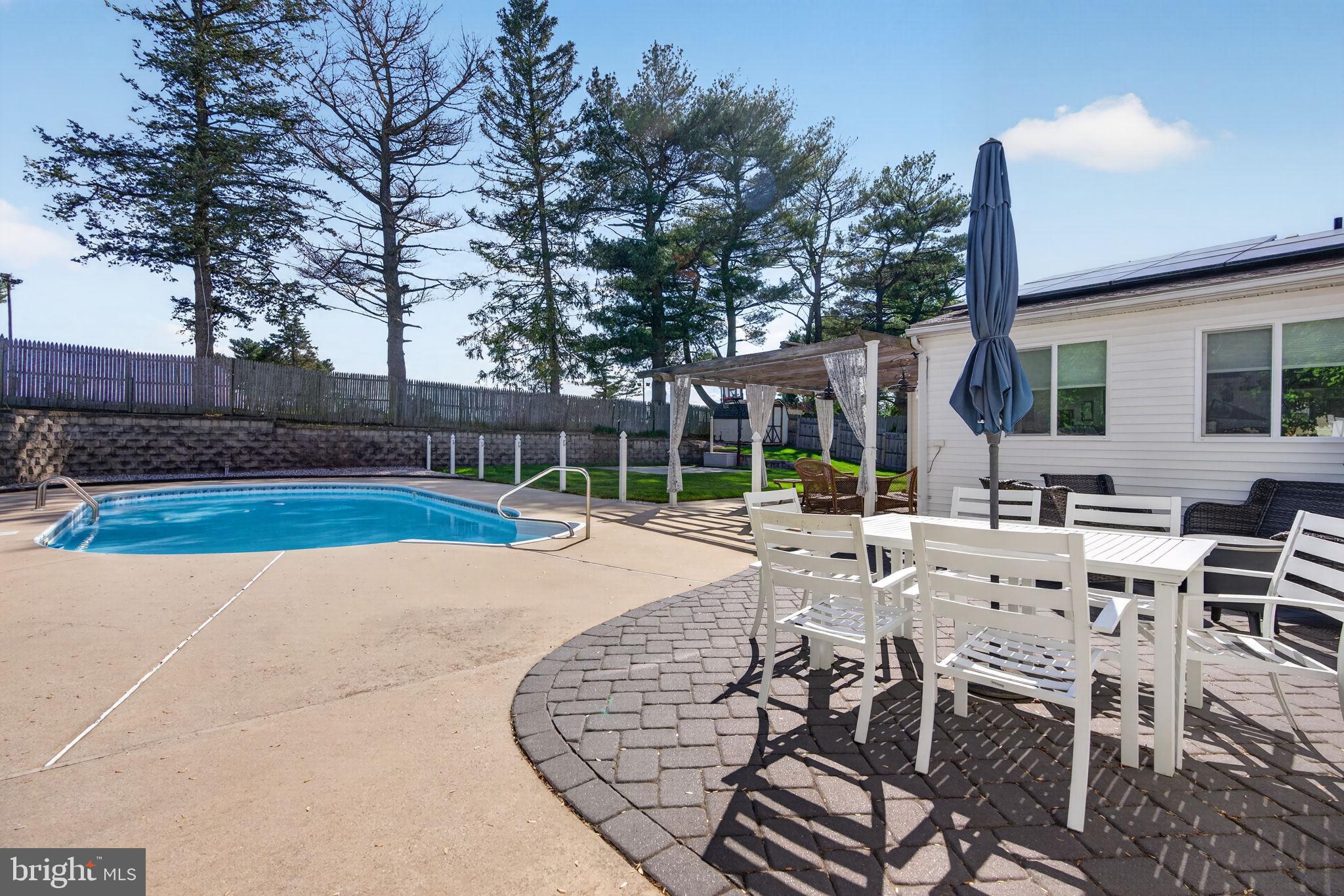 73 WESTMINSTER DRIVE