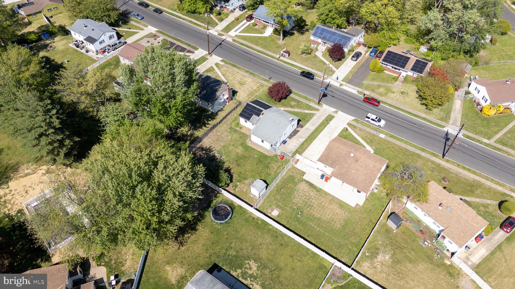 1105 SUNSET DRIVE