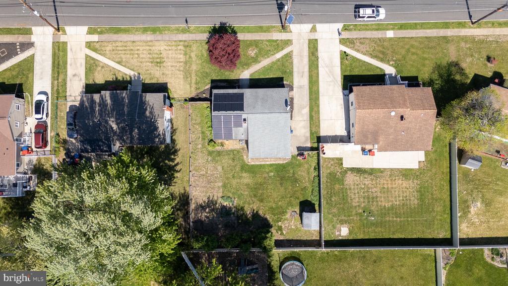 1105 SUNSET DRIVE