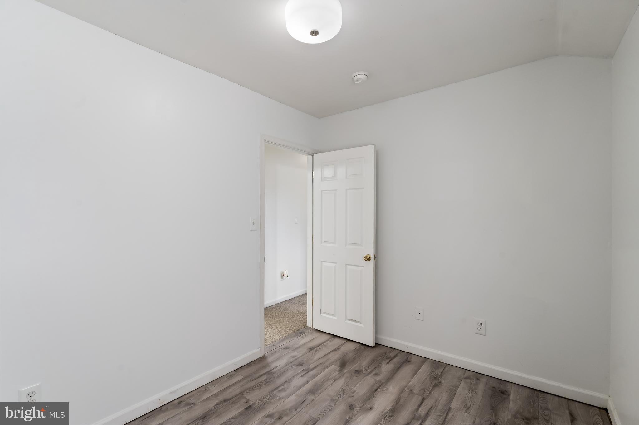 1552 COLLINGS ROAD