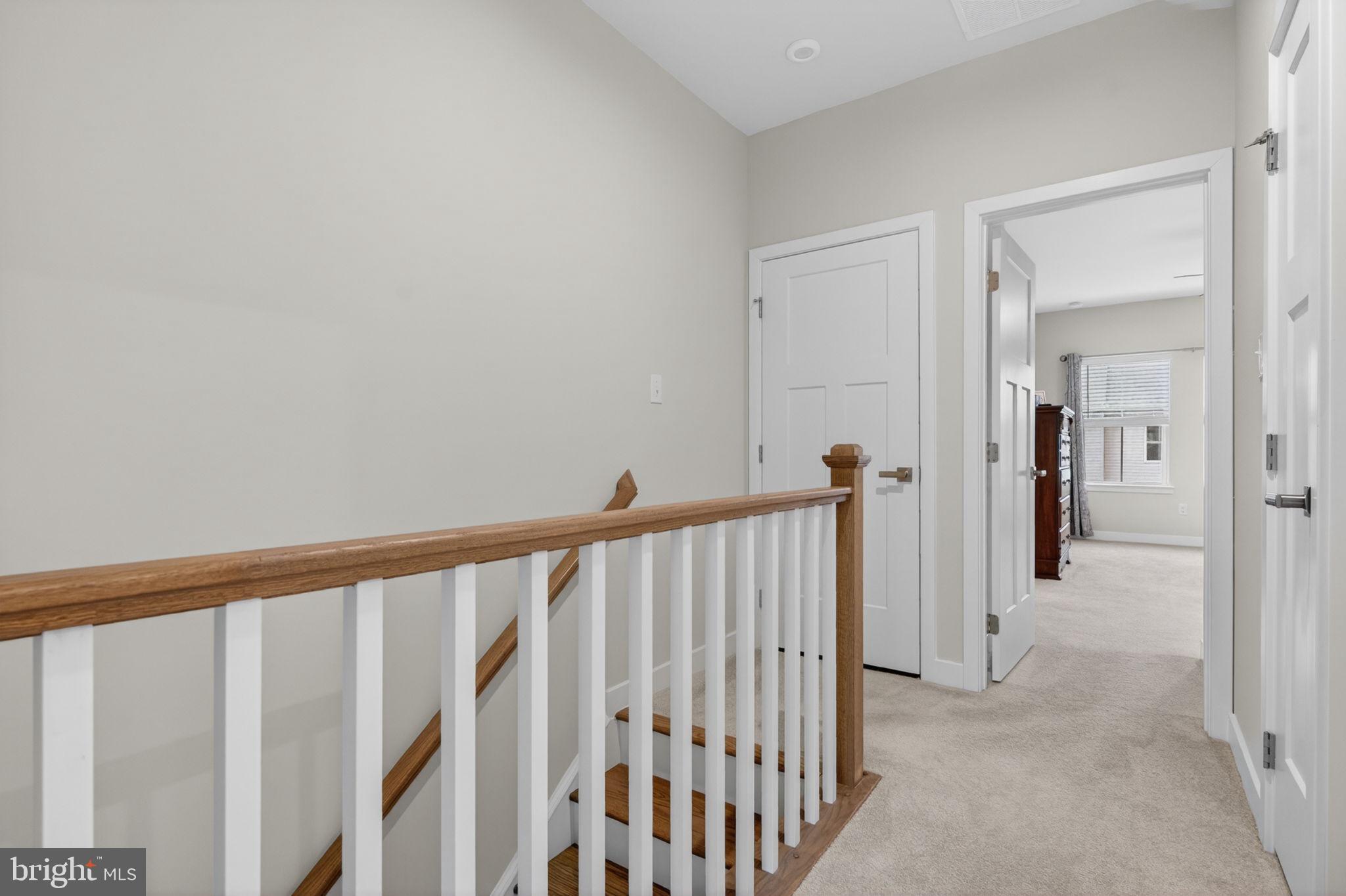 54 SIDNEY LANE